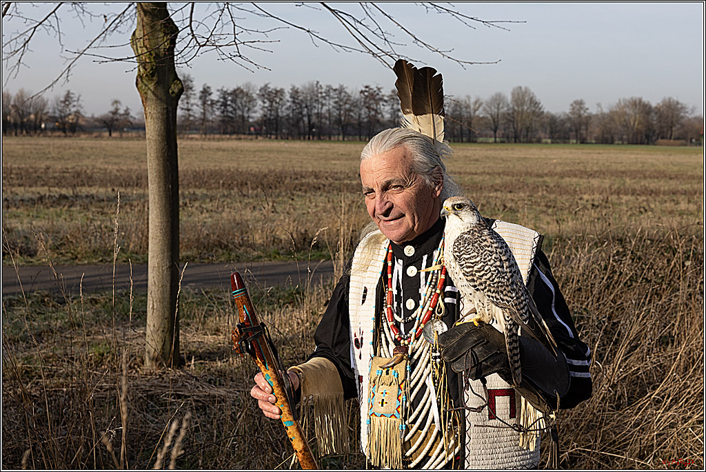 Cheyenne-Halbblut Hunting Wolf in der Falknerei Pierre Schmidt; Gymnich, 09.02.2023